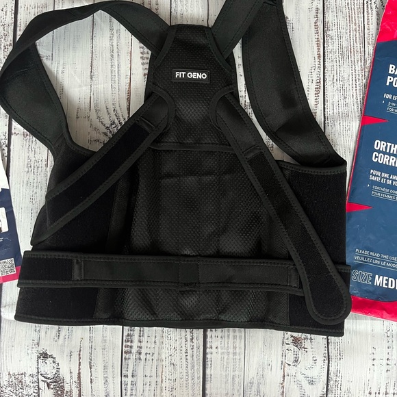No longer available Fit Geno back brace posture corrector men/women size M new - Picture 9 of 12